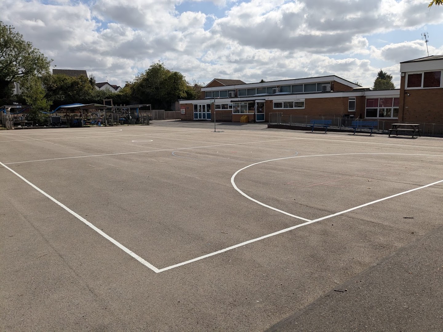 Yellow guide lines applied inside an industrial unit